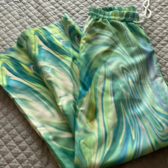 Funky track pants - Picture 2 of 5